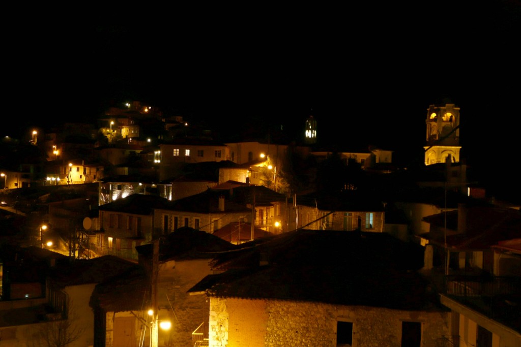 Dimitsana at Night by Auteur Flickr Creative Commons