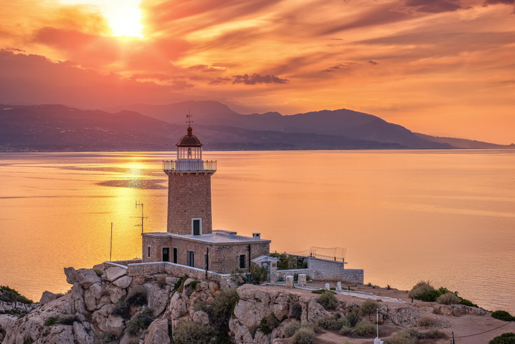 Discover the Lighthouses of Greece - Travel Greece Travel Europe