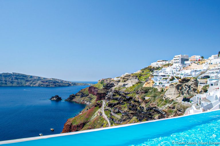 Where to stay in Santorini: Your Guide to Santorini Hotels