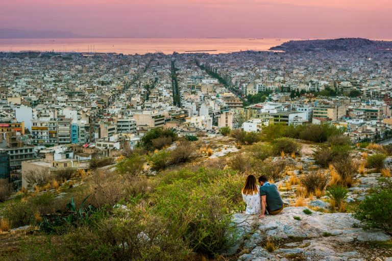5 Romantic Ways to Enjoy Athens